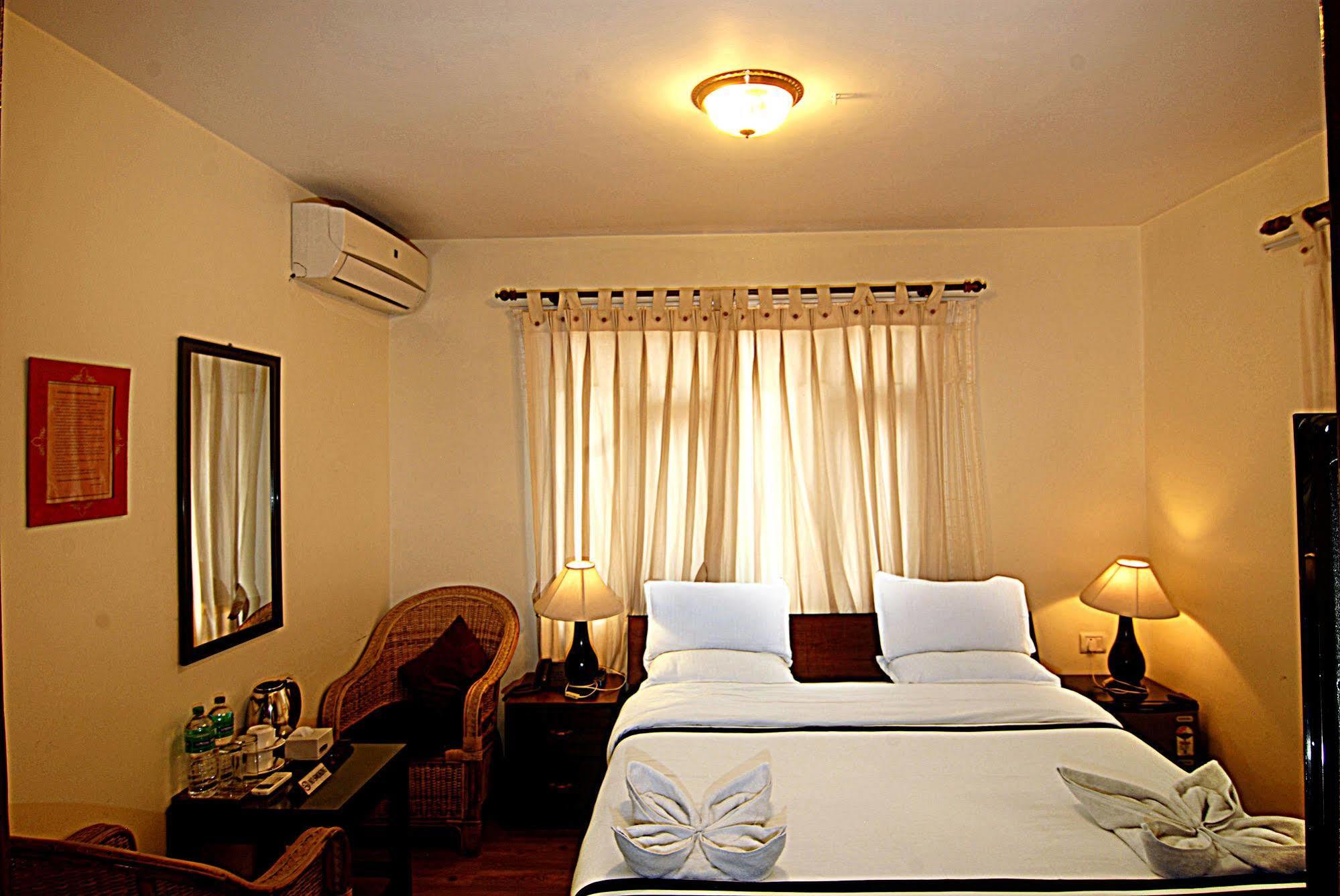Hotel Amaryllis Catmandu Exterior foto
